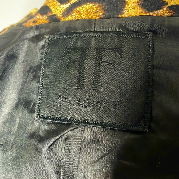Studio F Cheetah Leopard Jacket - Picture 5 of 7